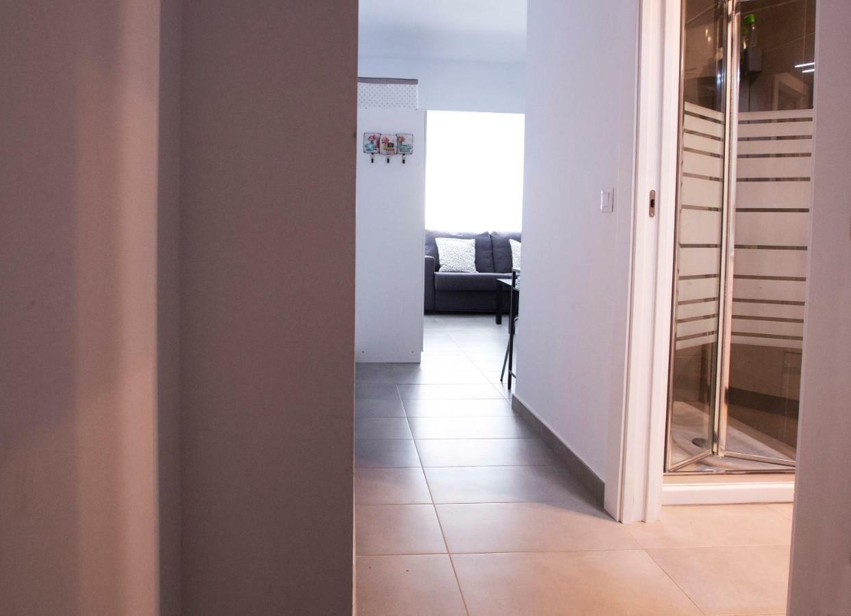 Apartamento Malagueta Beach 10 Малага Экстерьер фото